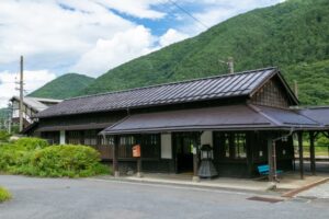 贄川駅　難読駅名