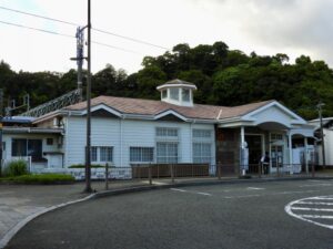 難読駅名　用宗駅